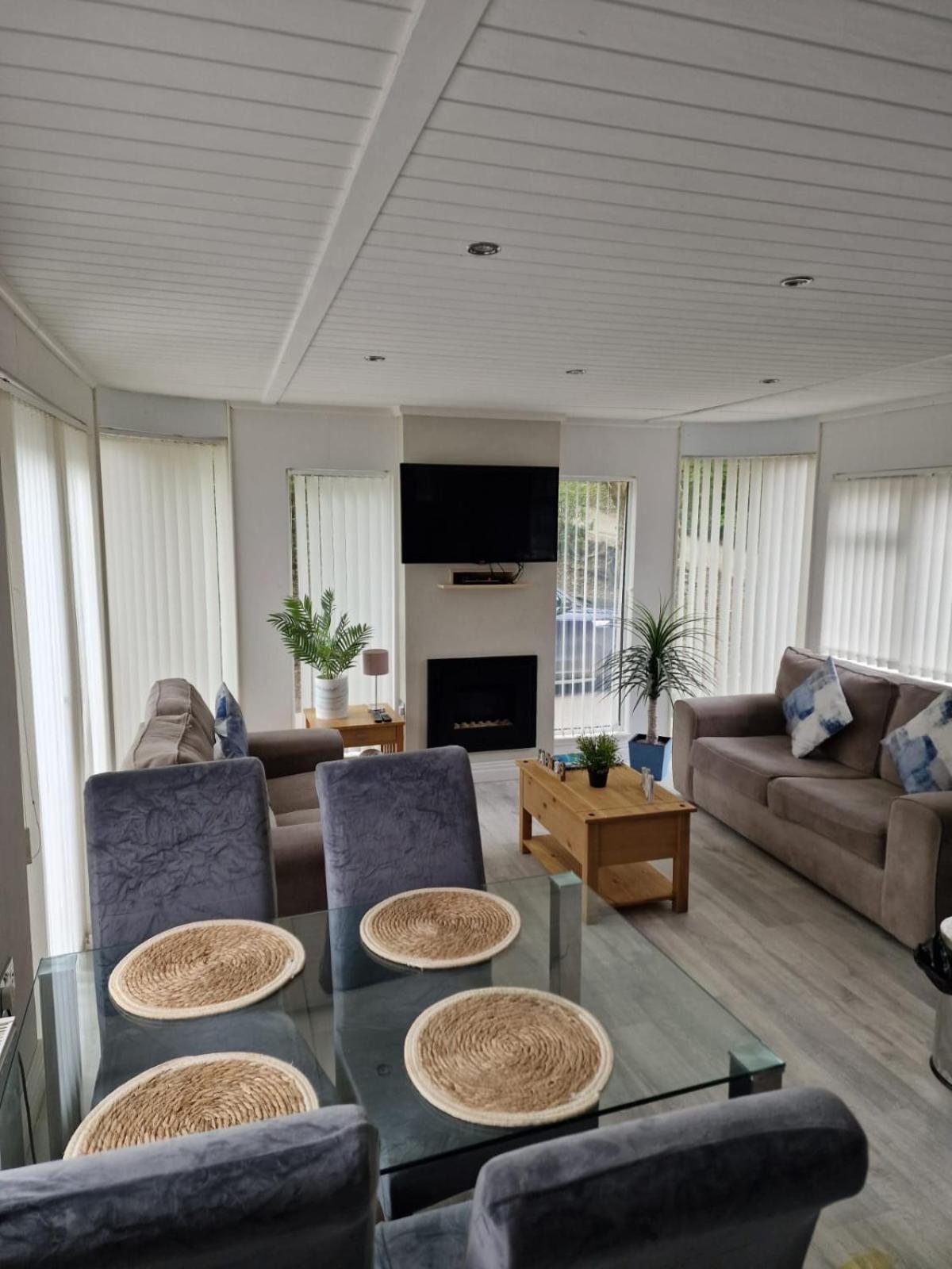 Windermere Lodge,Sleeps 6 Exterior photo